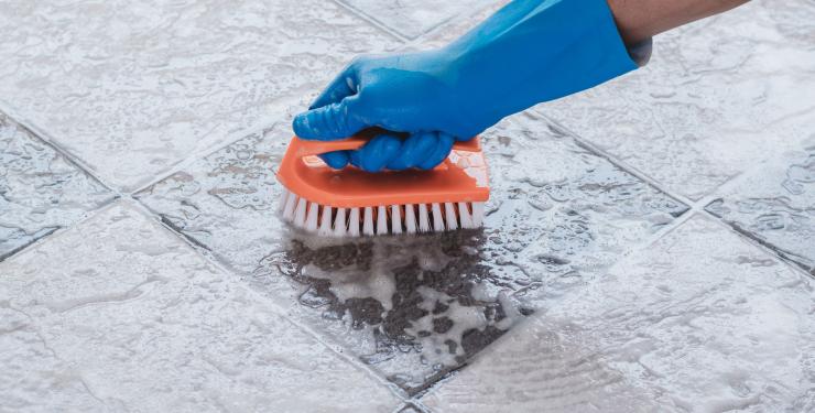 2022-pagot-savoie-comment-traiter-laitance-carrelage